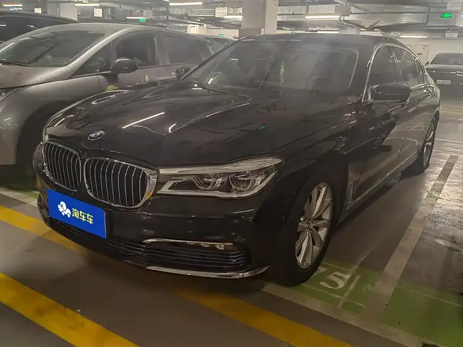 BMW 7 Series 2021 из CN, фото 1