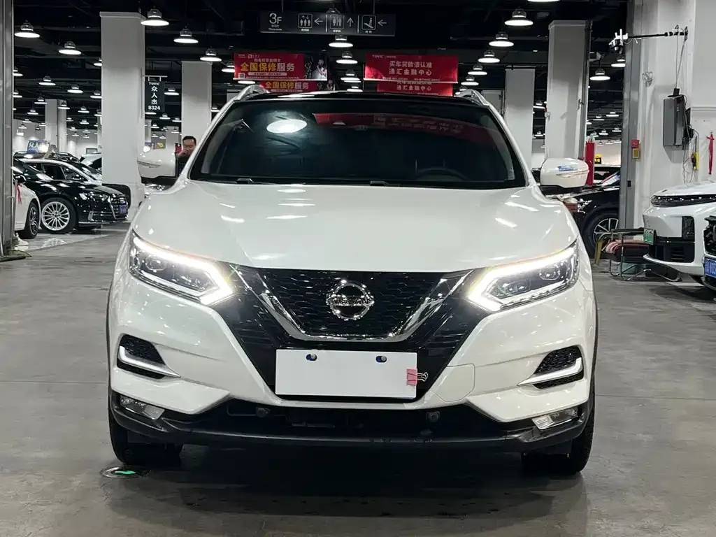 Nissan Qashqai 2023 из CN, фото 1