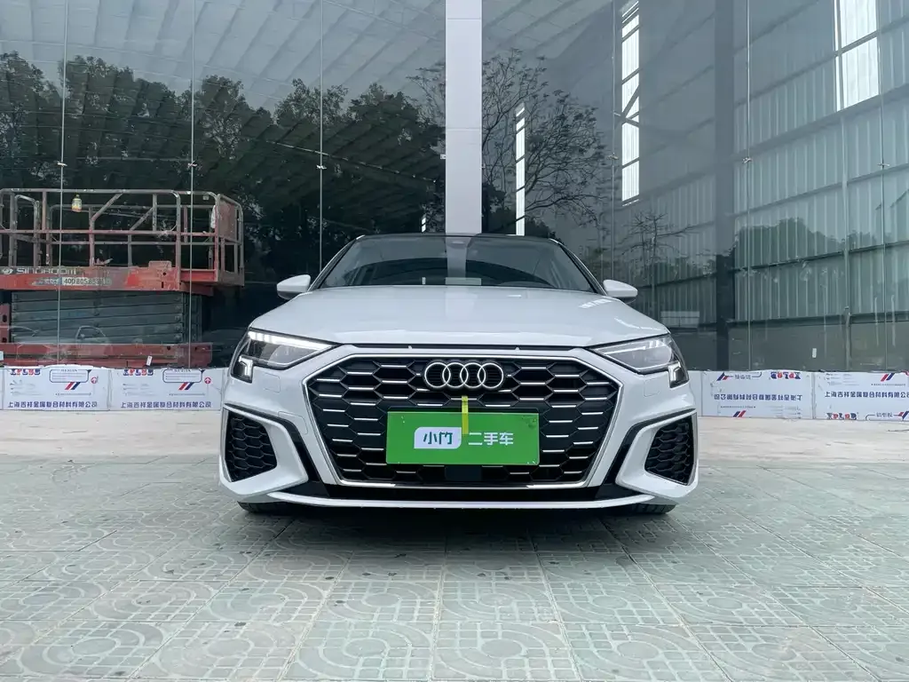 Audi A3 2023 из CN, фото 8