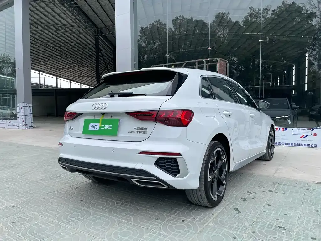 Audi A3 2023 из CN, фото 9