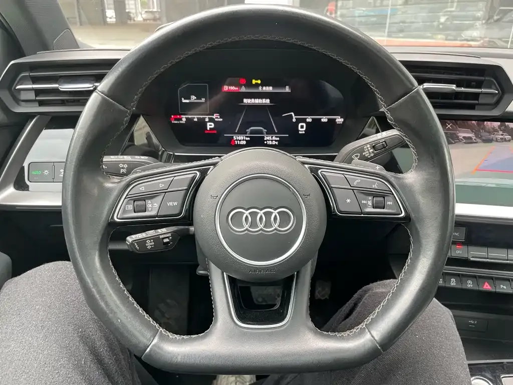 Audi A3 2023 из CN, фото 10
