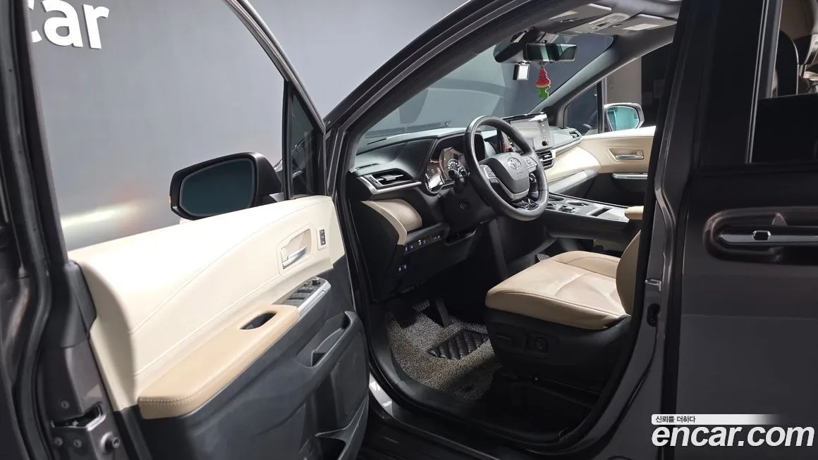 Toyota Sienna 2023 из KR, фото 6