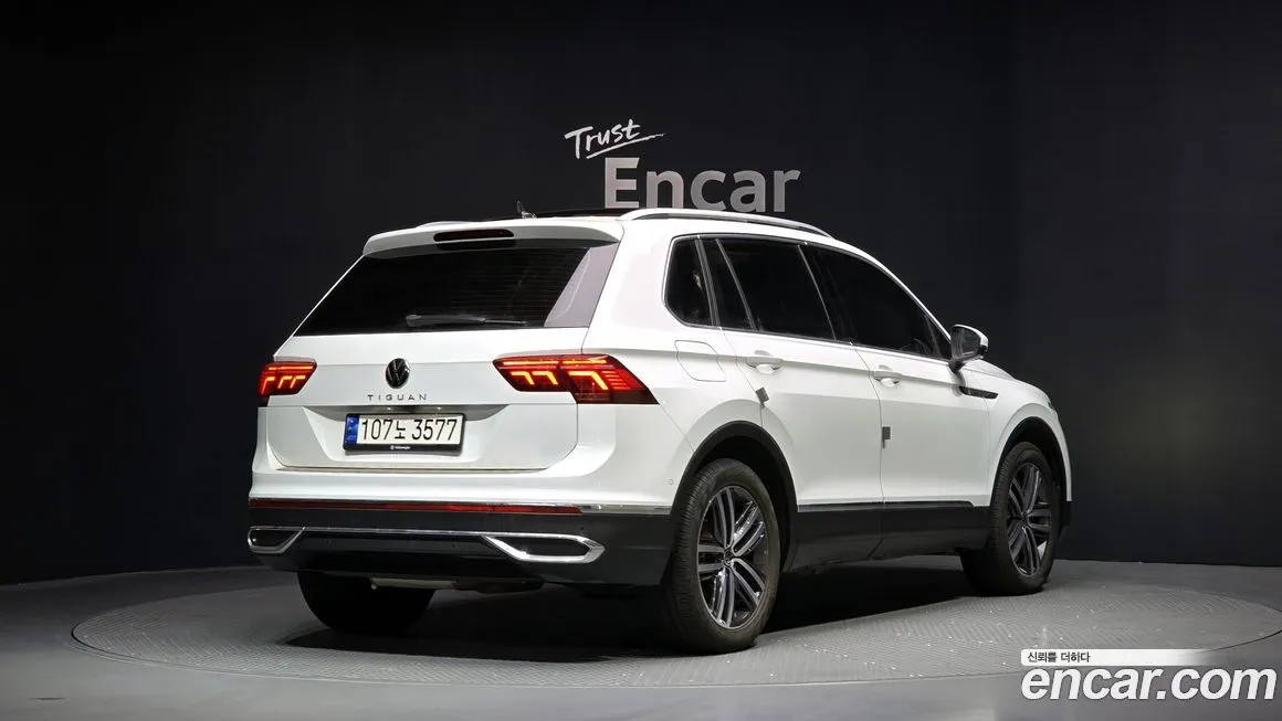 Volkswagen Tiguan — фото 3