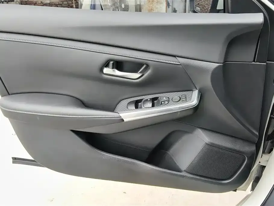 Nissan Sylphy 2023 из CN, фото 8