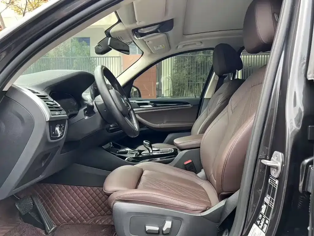 BMW X3 2022 из CN, фото 2