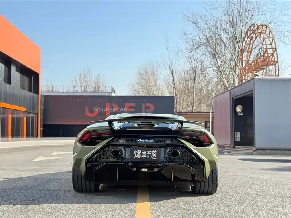 Lamborghini Huracan — фото 9