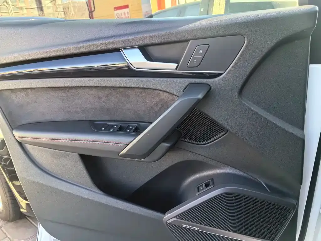 Audi Q5L 2023 из CN, фото 4