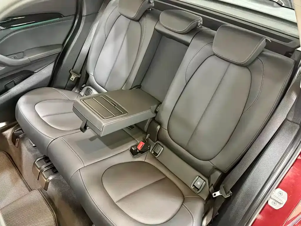 BMW X1 2021 из CN, фото 10