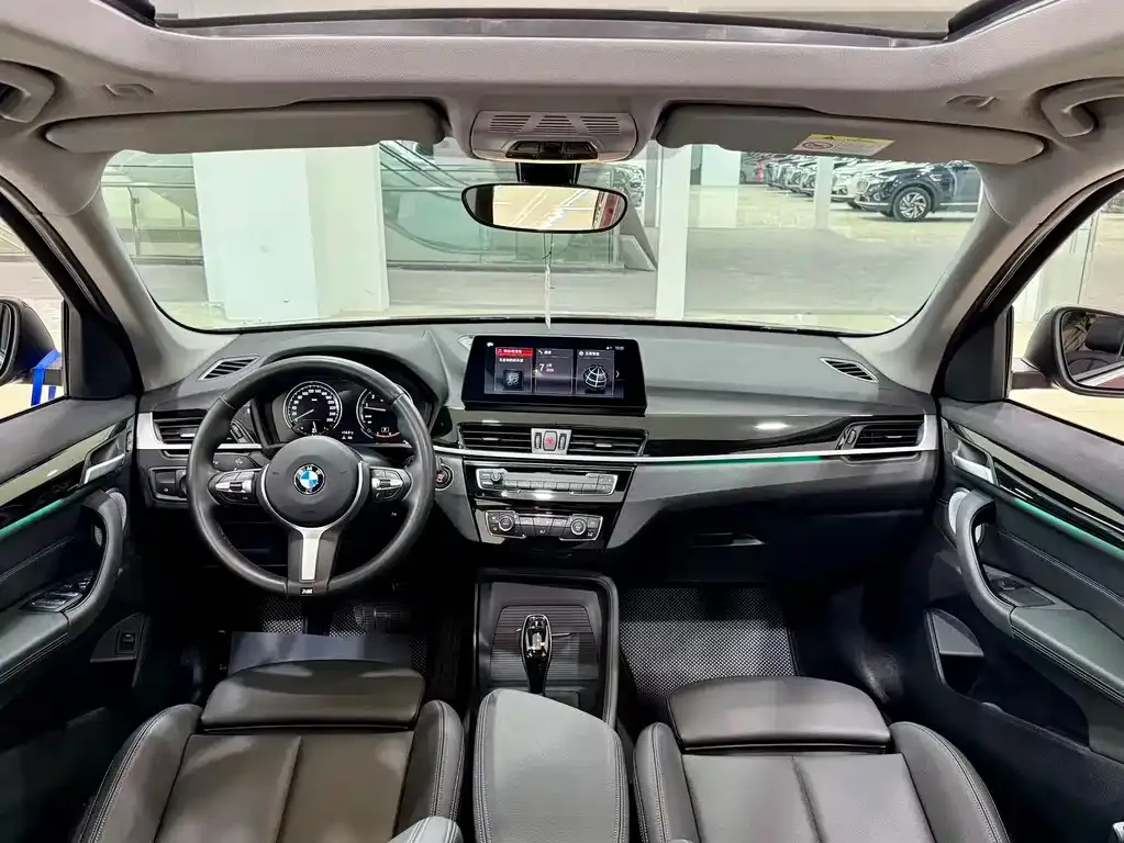 BMW X1 2021 из CN, фото 8
