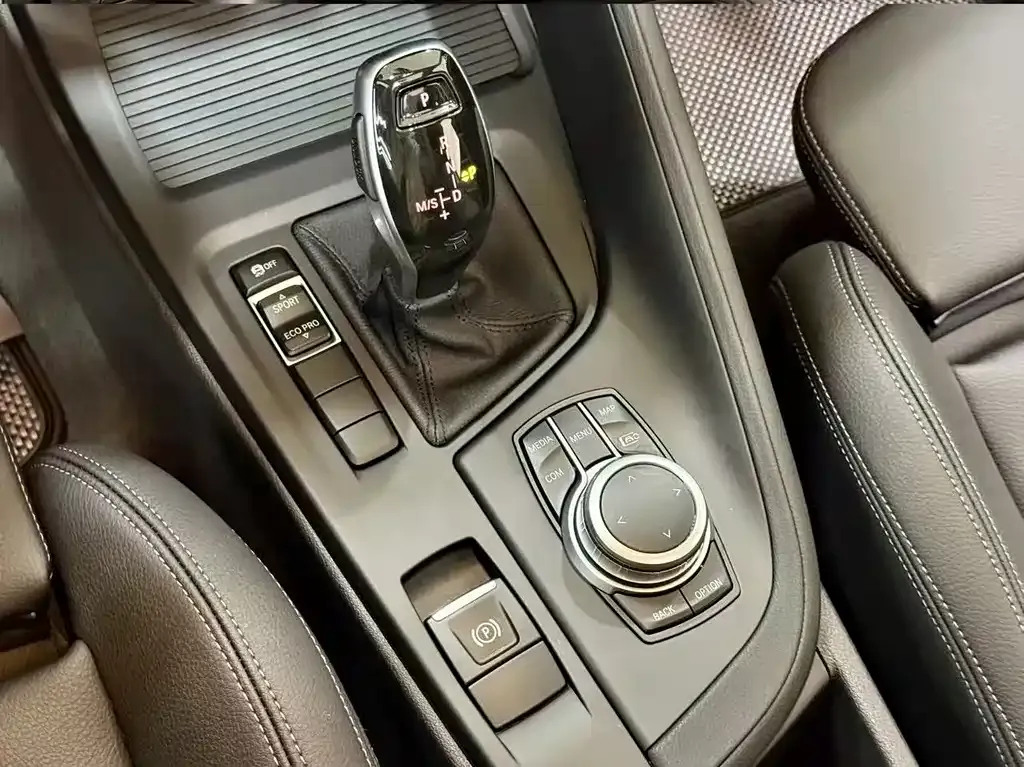 BMW X1 2021 из CN, фото 9