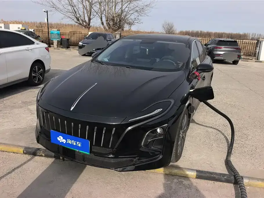 Hongqi E-QM5 2025 из CN, фото 1