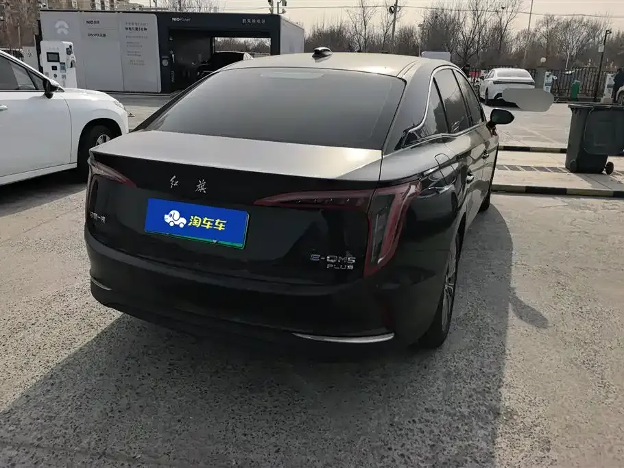 Hongqi E-QM5 2025 из CN, фото 6