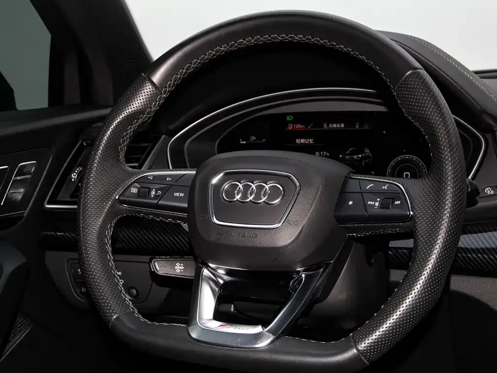 Audi Q5L 2024 из CN, фото 4