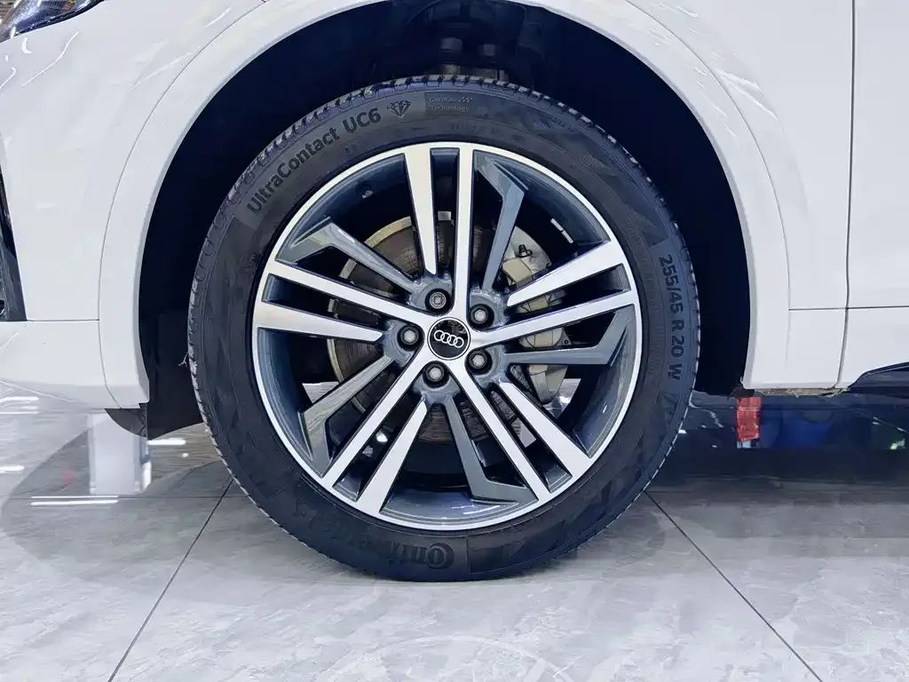 Audi Q5L 2023 из CN, фото 9