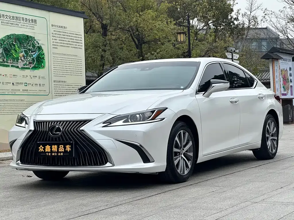 Lexus ES 2021 из CN, фото 1