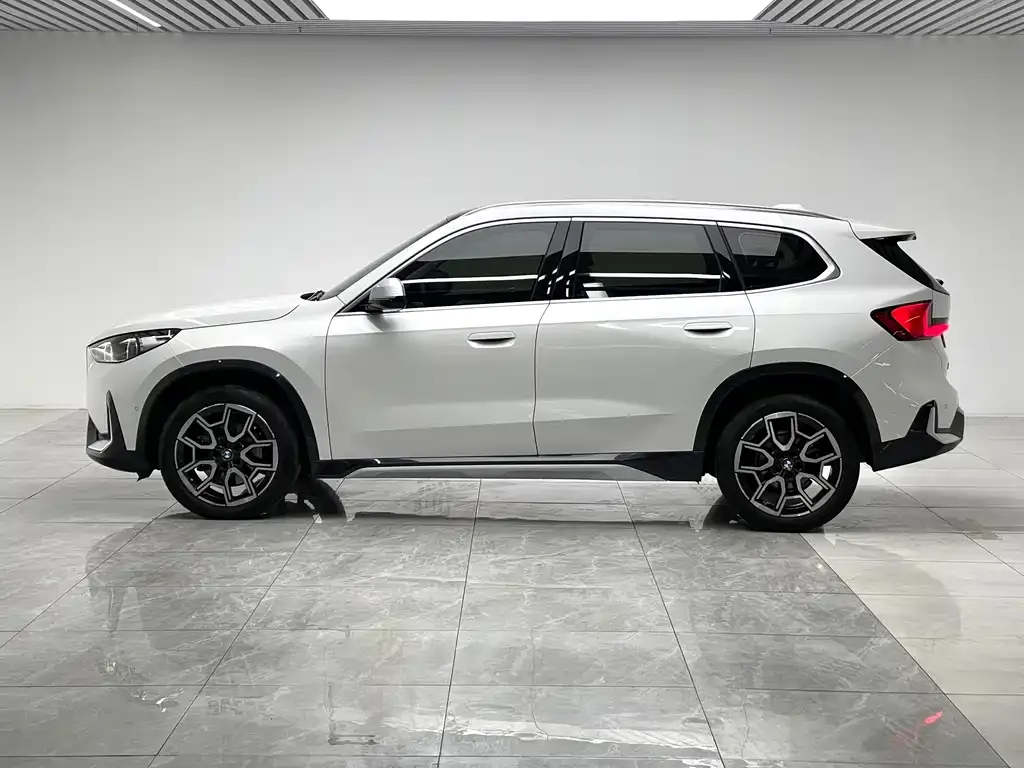 BMW X1 2024 из CN, фото 4