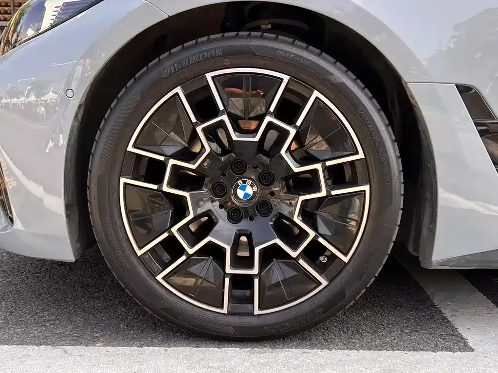 BMW 4 Series 2025 из CN, фото 4