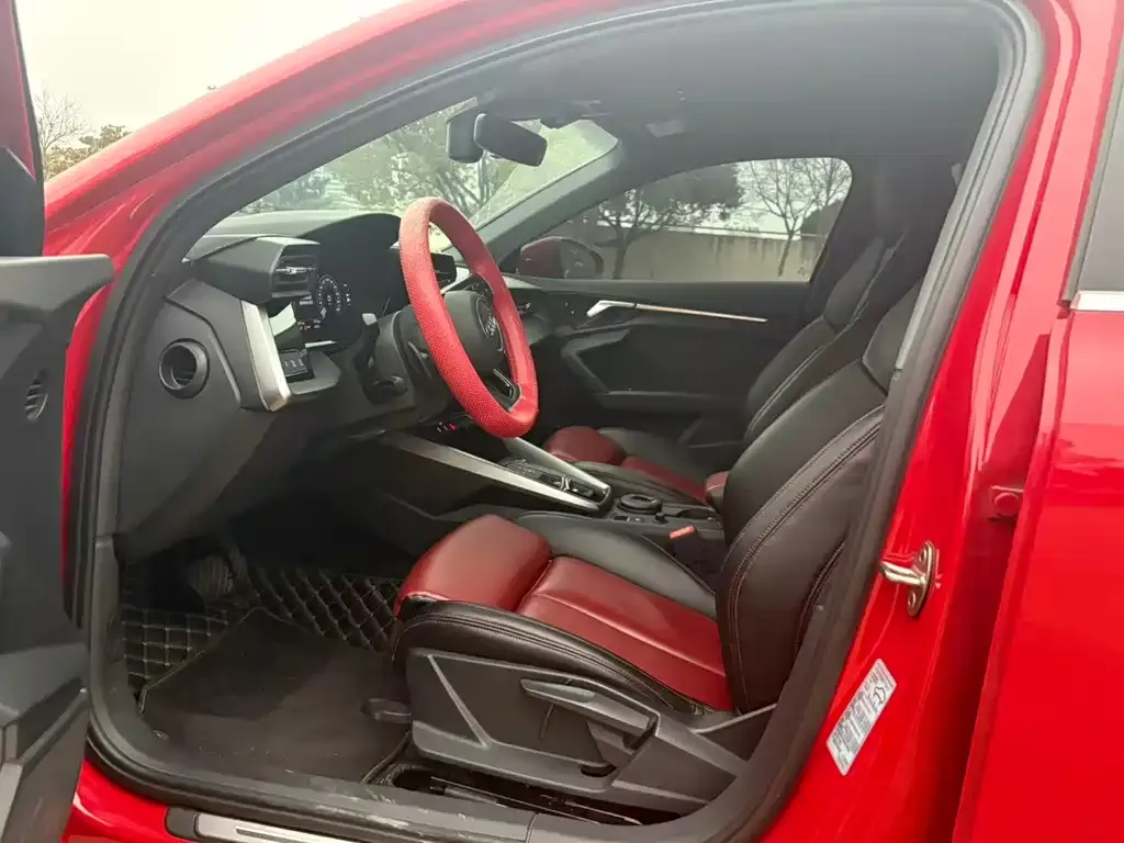 Audi A3 2022 из CN, фото 4
