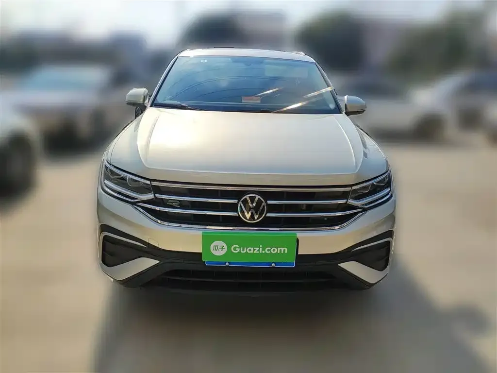 Volkswagen Tiguan L 2022 из CN, фото 2