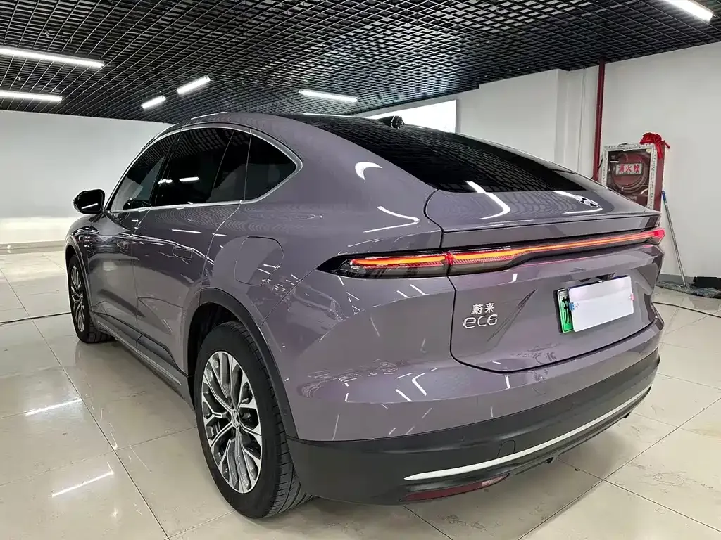 NIO EC6 — фото 10