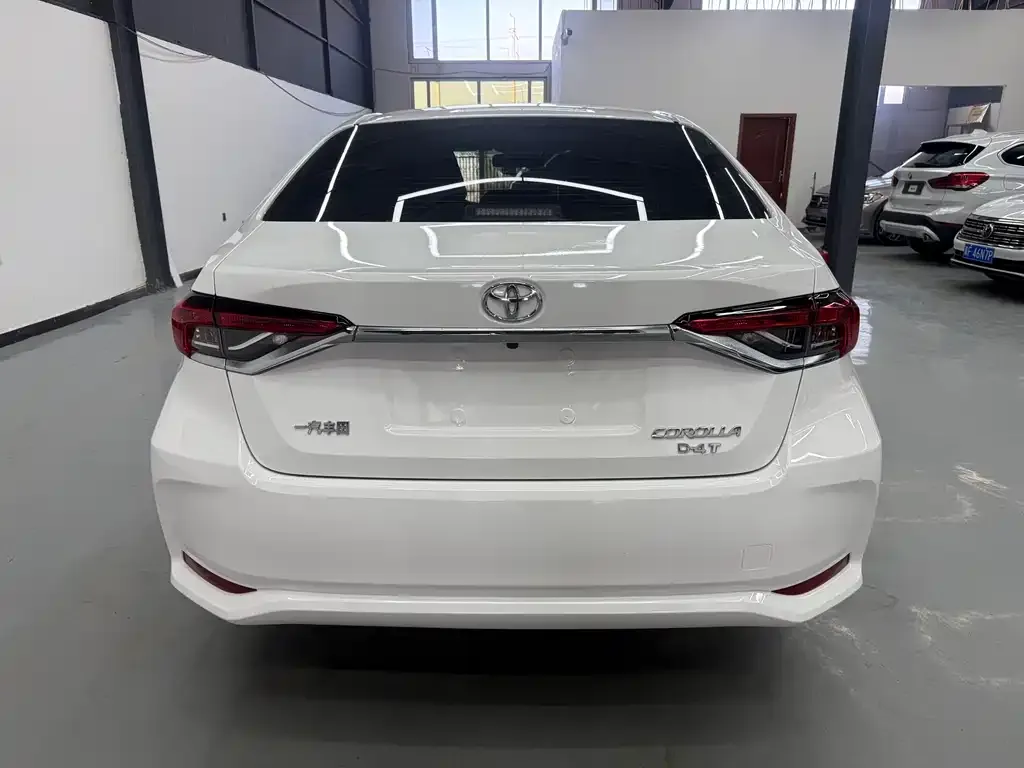 Toyota Corolla 2023 из CN, фото 3