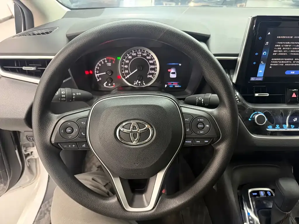 Toyota Corolla 2023 из CN, фото 10