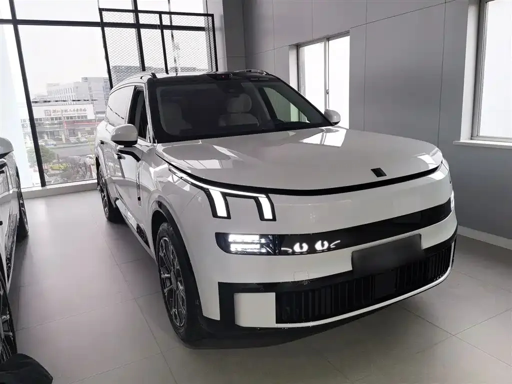 Lynk & Co 900 2025 из CN, фото 10