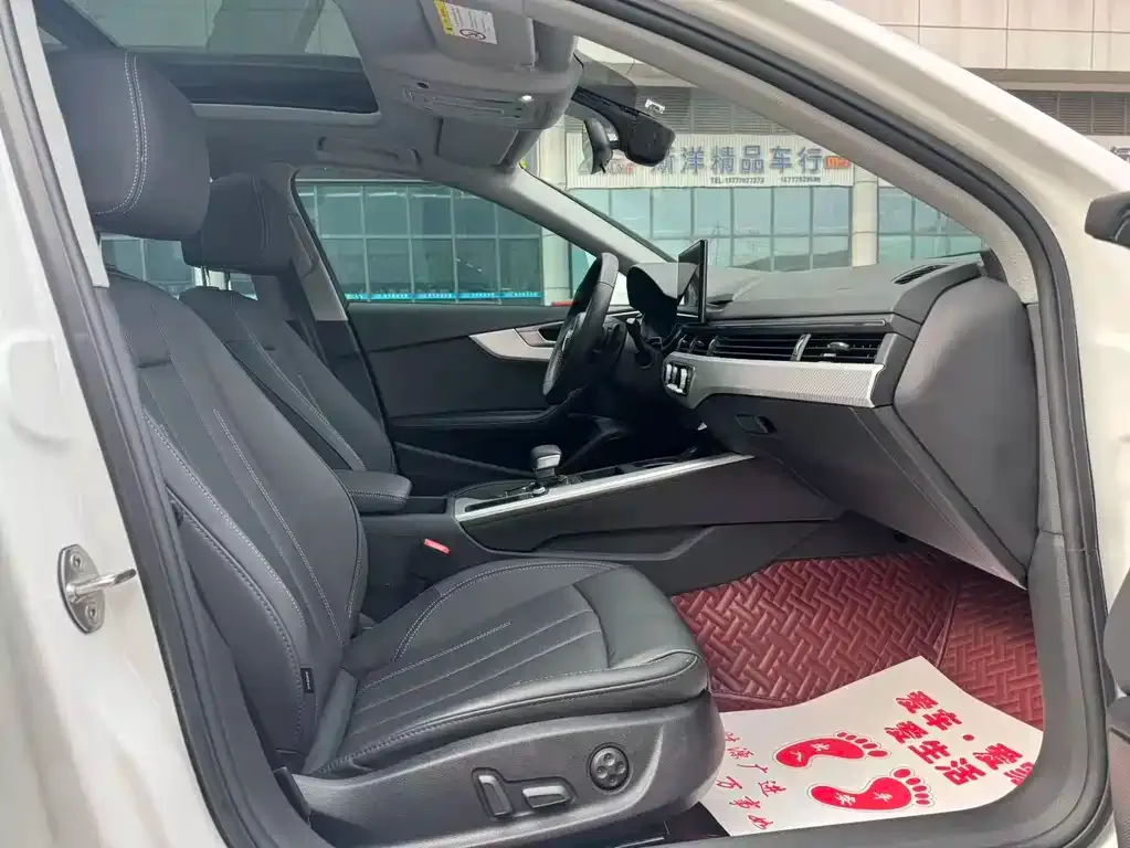 Audi A4L 2022 из CN, фото 5