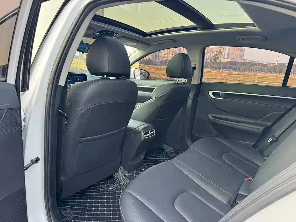 Hyundai Mistra 2021 из CN, фото 3