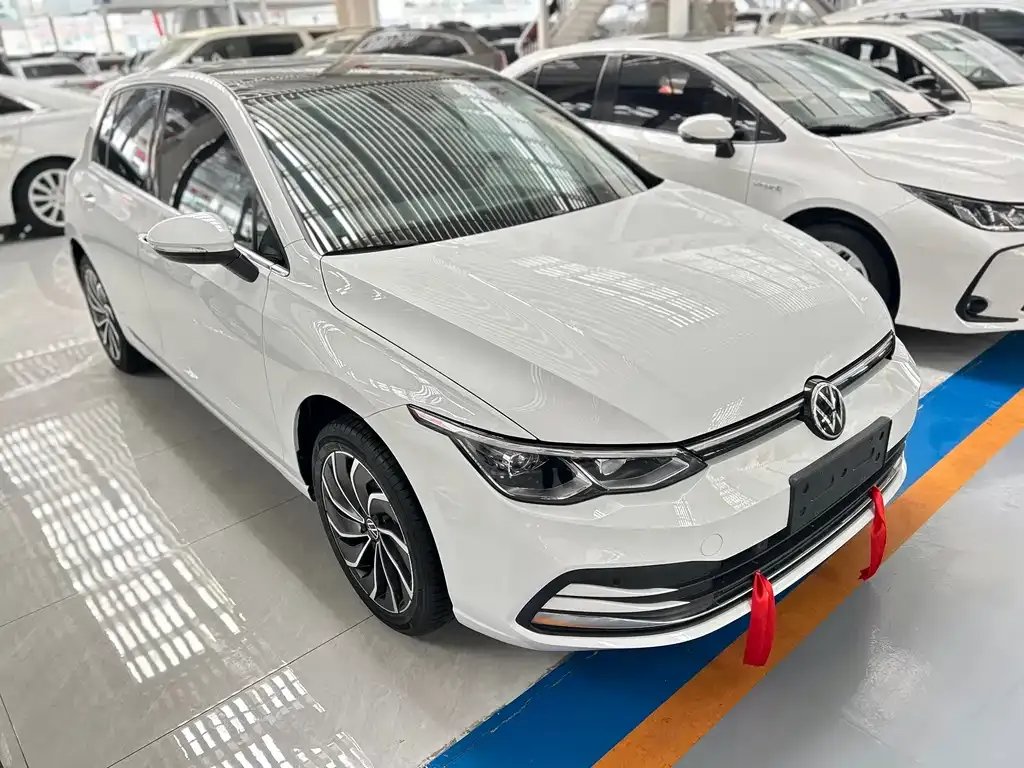 Volkswagen Golf 2022 из CN, фото 7