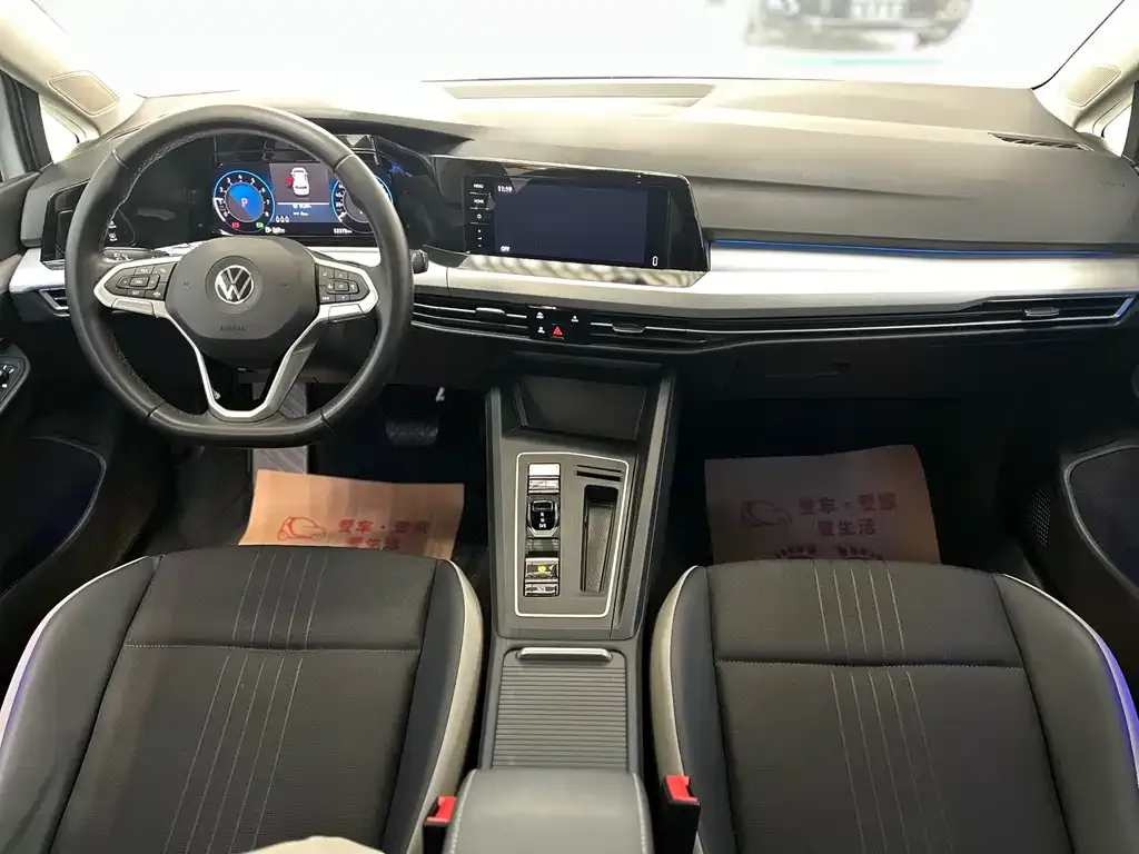 Volkswagen Golf 2022 из CN, фото 10
