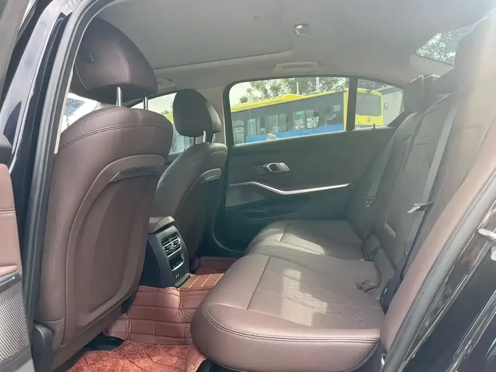 BMW i3 2023 из CN, фото 2