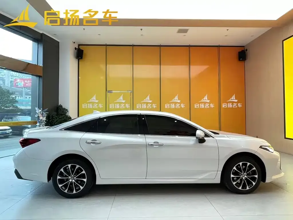 Toyota Avalon 2023 из CN, фото 6
