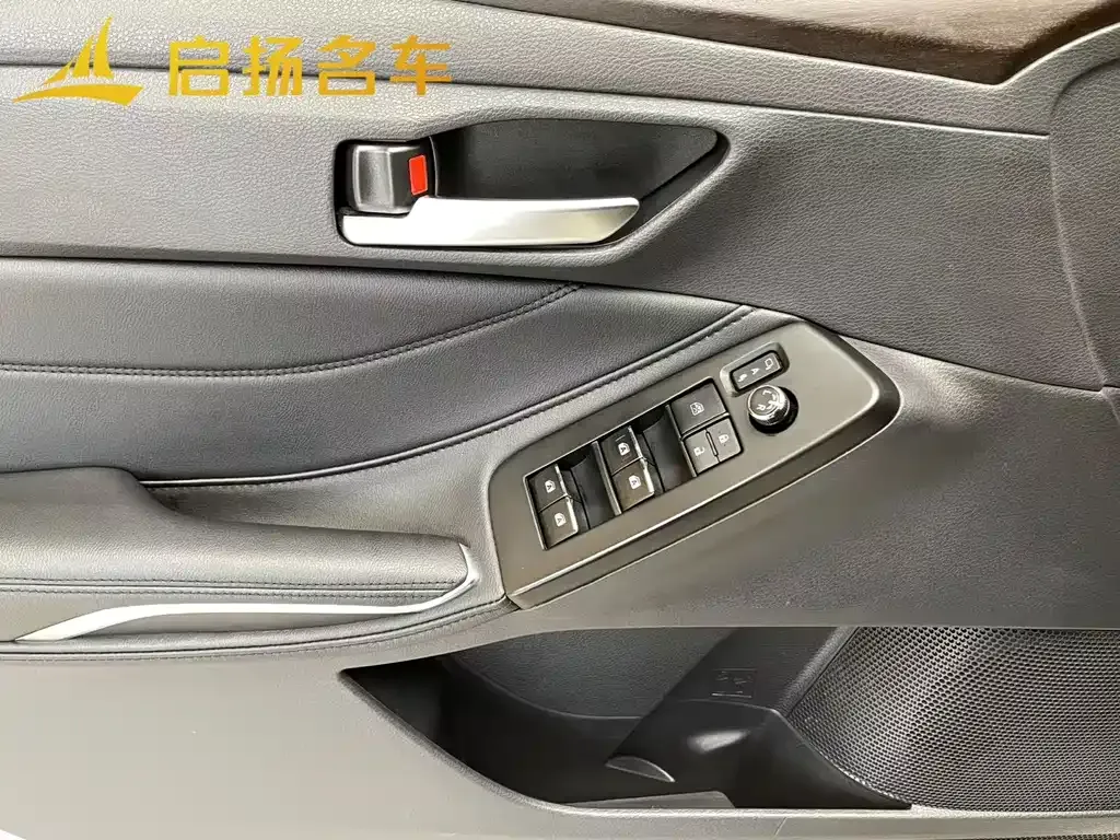 Toyota Avalon 2023 из CN, фото 10