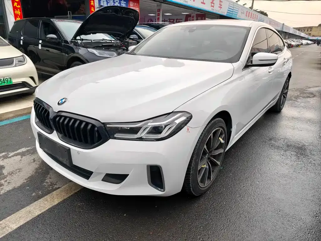 BMW 6 Series GT 2022 из CN, фото 1