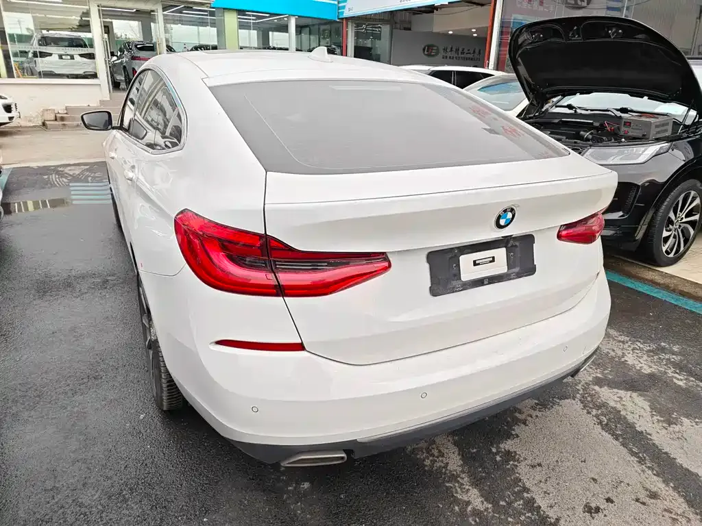 BMW 6 Series GT 2022 из CN, фото 7