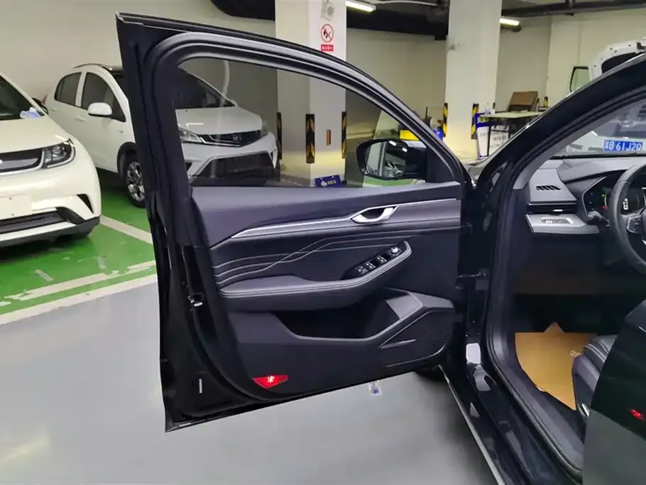 Geely Xingrui 2023 из CN, фото 3