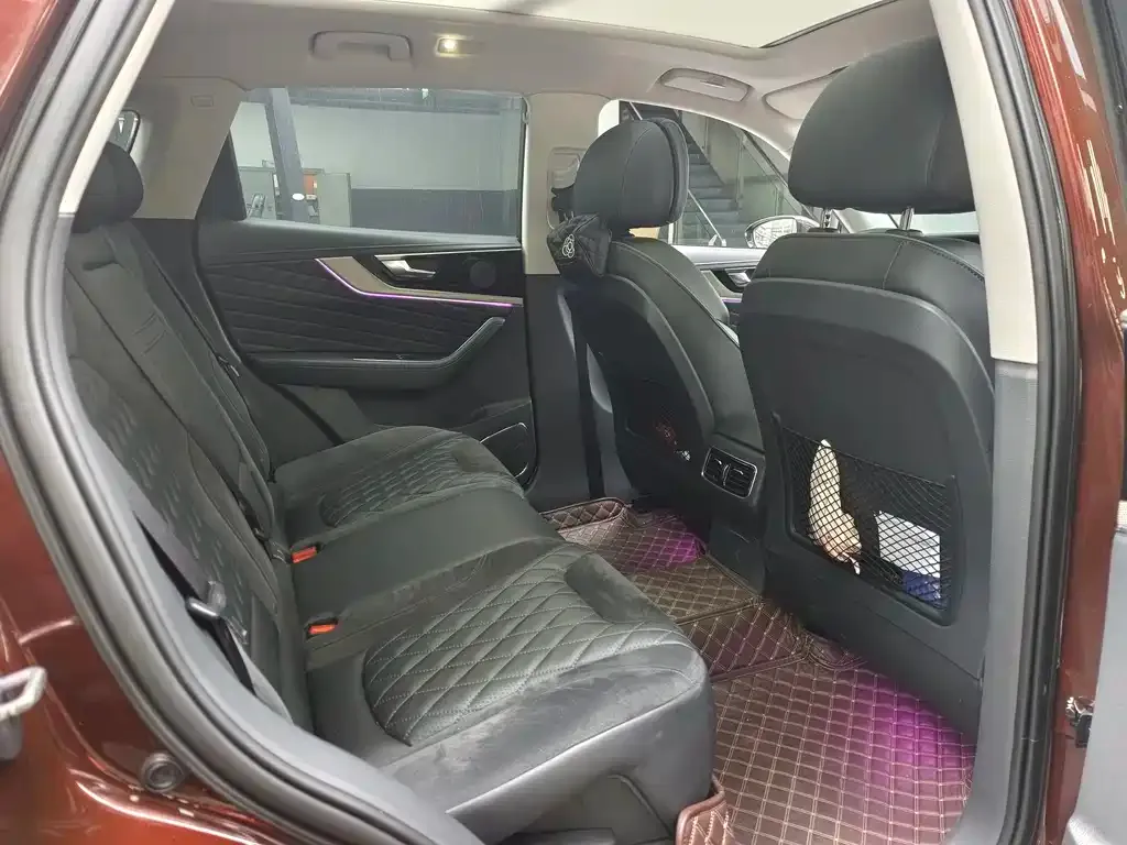 Hongqi HS5 2021 из CN, фото 3