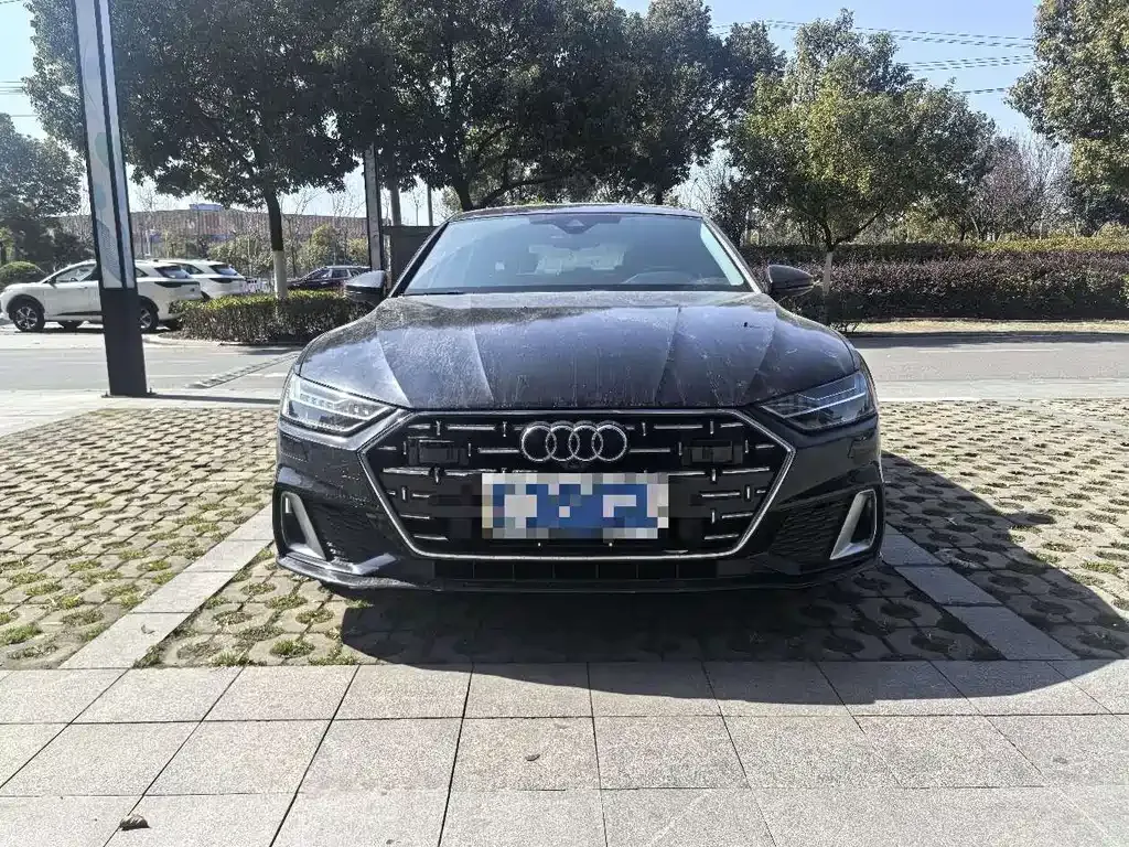 Audi A7L — фото 7