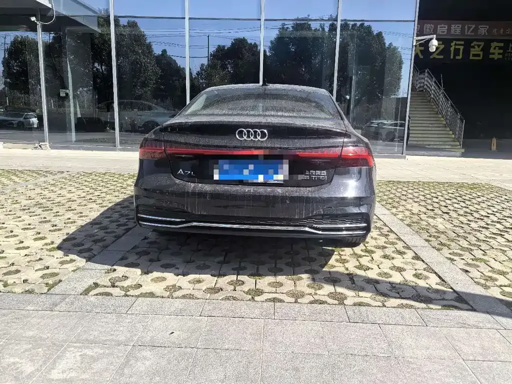 Audi A7L — фото 4