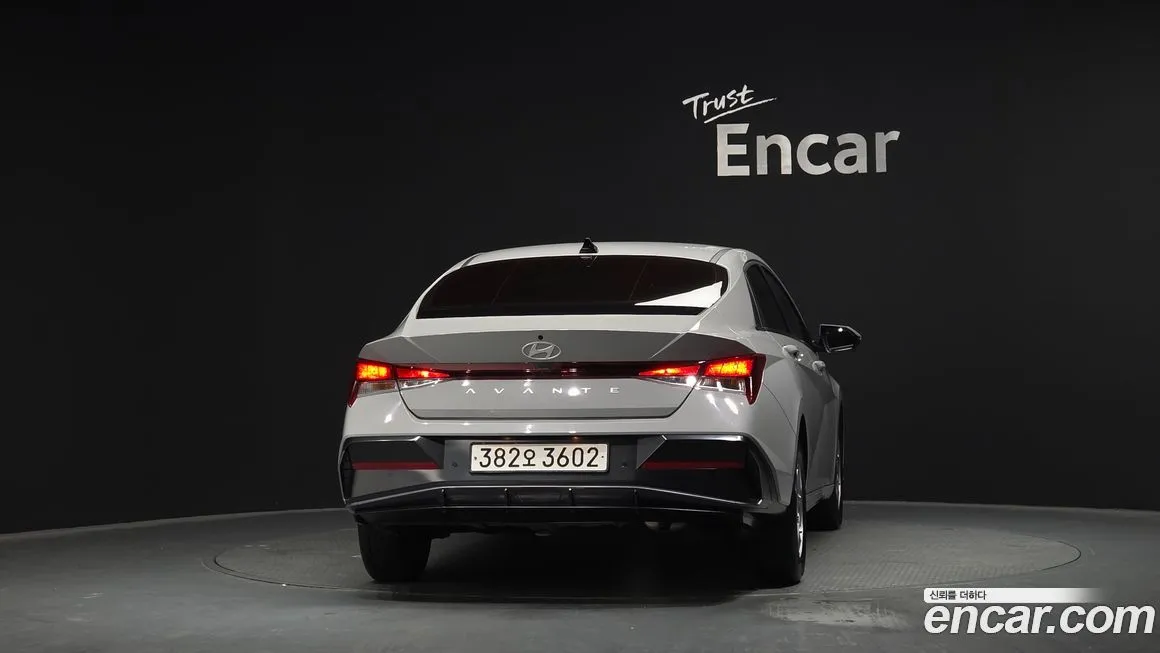 Hyundai AVANTE — фото 4
