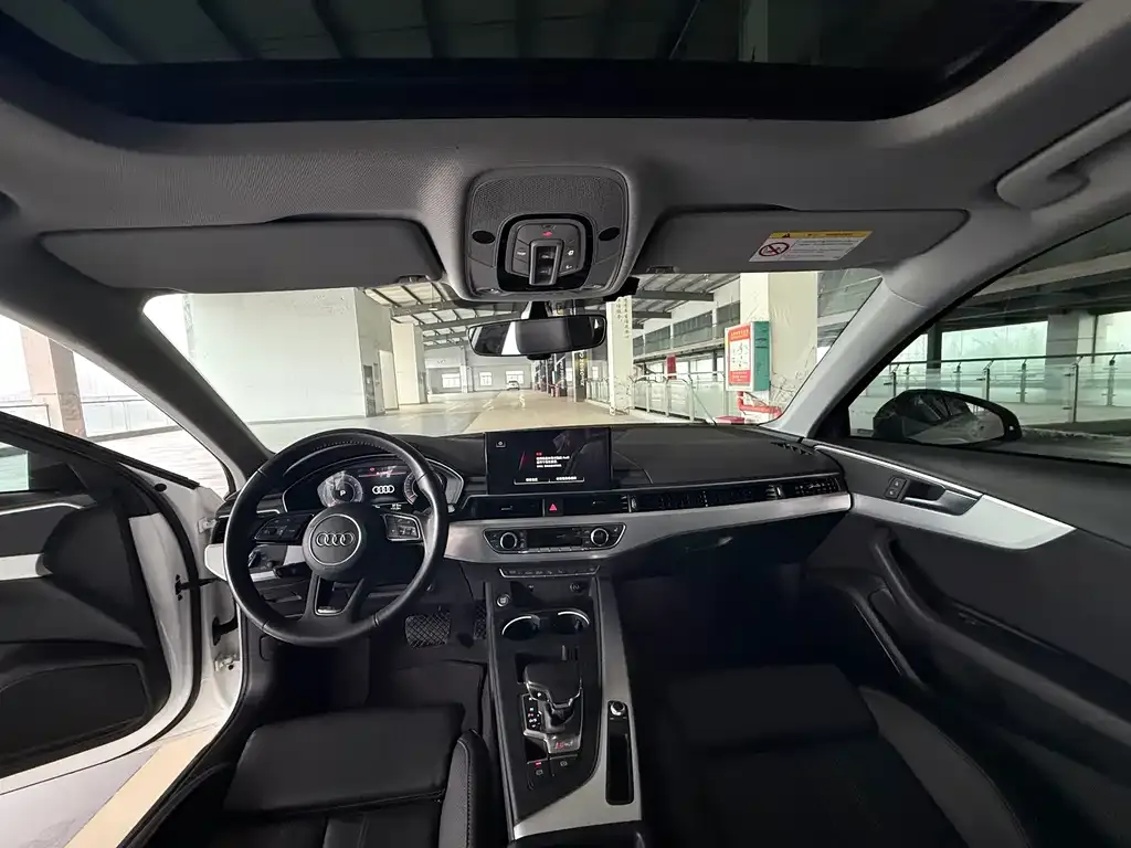 Audi A4L 2021 из CN, фото 10