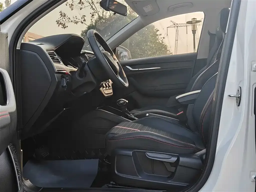 Skoda Kamiq 2021 из CN, фото 4