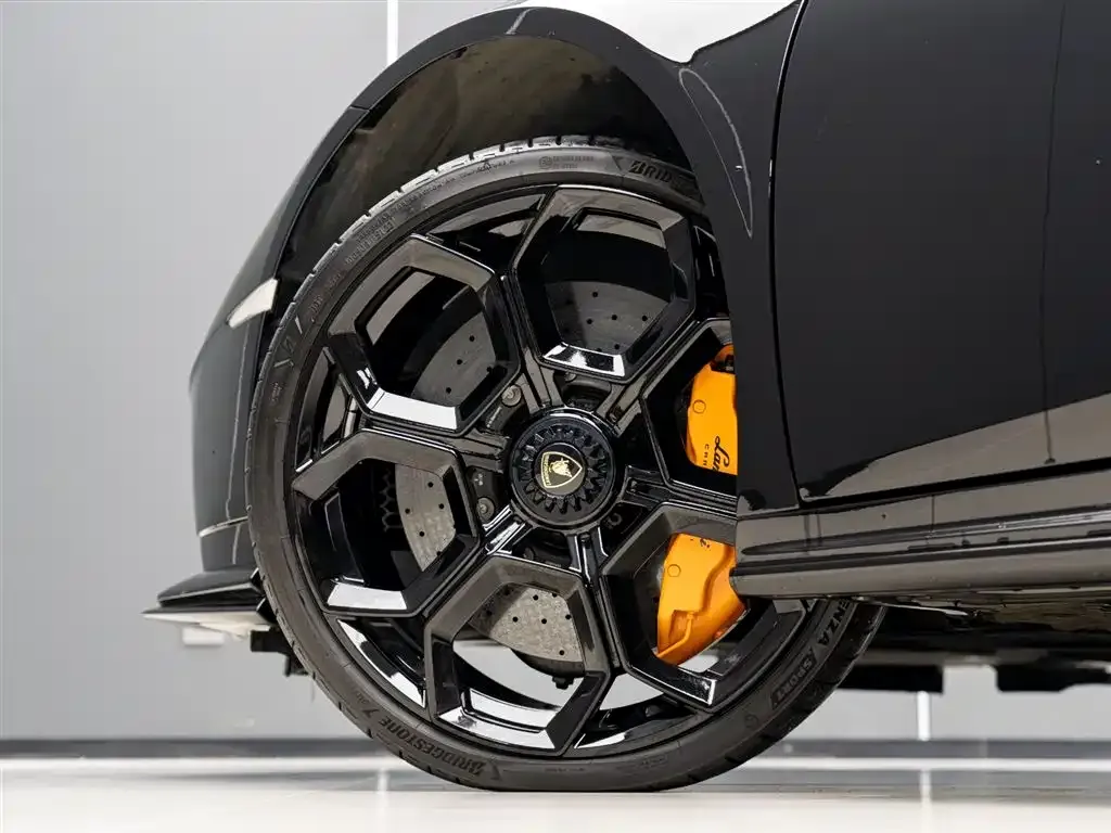 Lamborghini Huracan 2024 из CN, фото 8