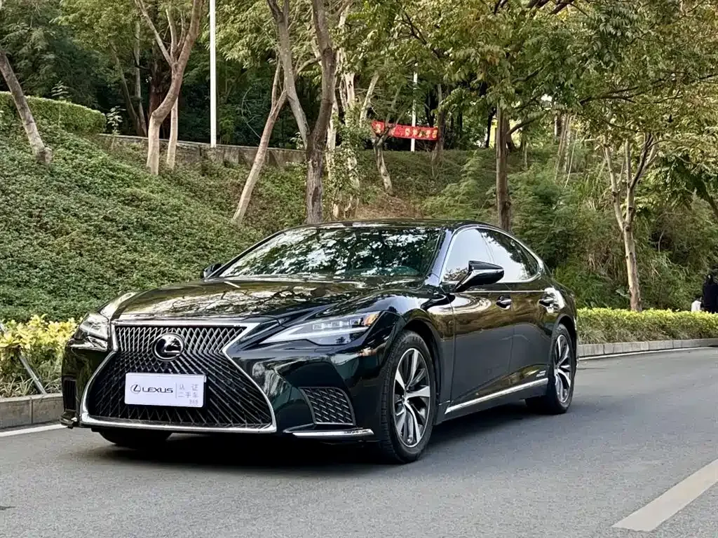 Lexus LS 2022 из CN, фото 1