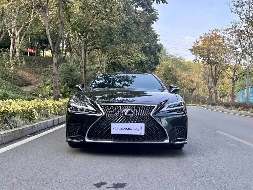 Lexus LS 2022 из CN, фото 10