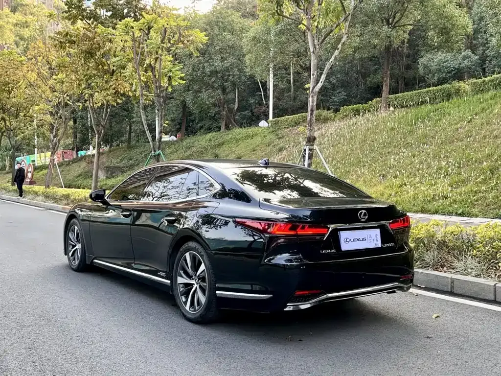 Lexus LS 2022 из CN, фото 9