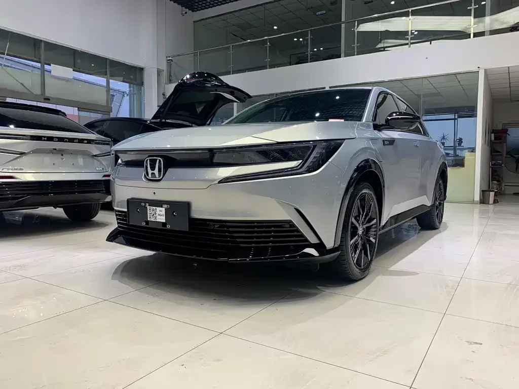 Honda e:NP2 2024 из CN, фото 1
