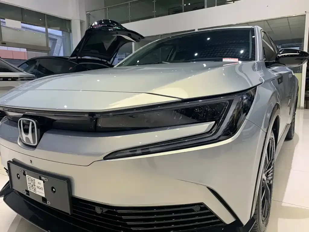 Honda e:NP2 2024 из CN, фото 10