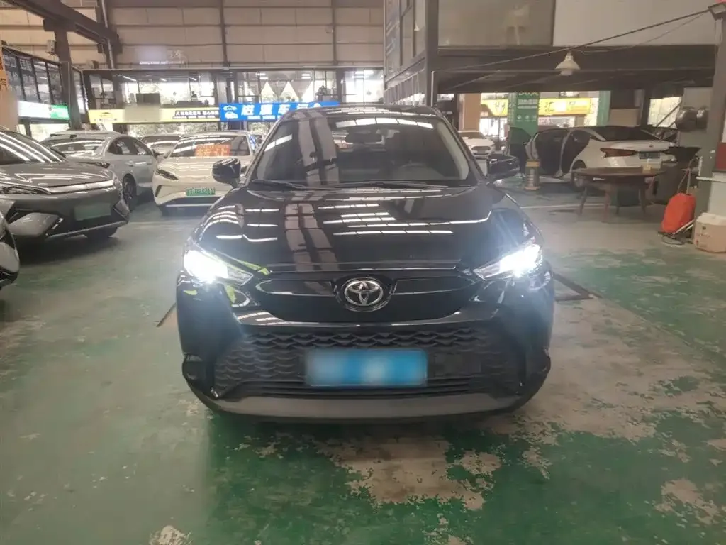 Toyota Frontlander 2023 из CN, фото 4